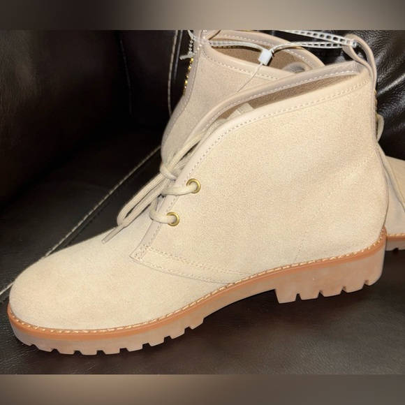 NWOT Coach Men’s Desert Boot in Sand Size 7.5 Suede Leather Rustic Preppy - Picture 8 of 12